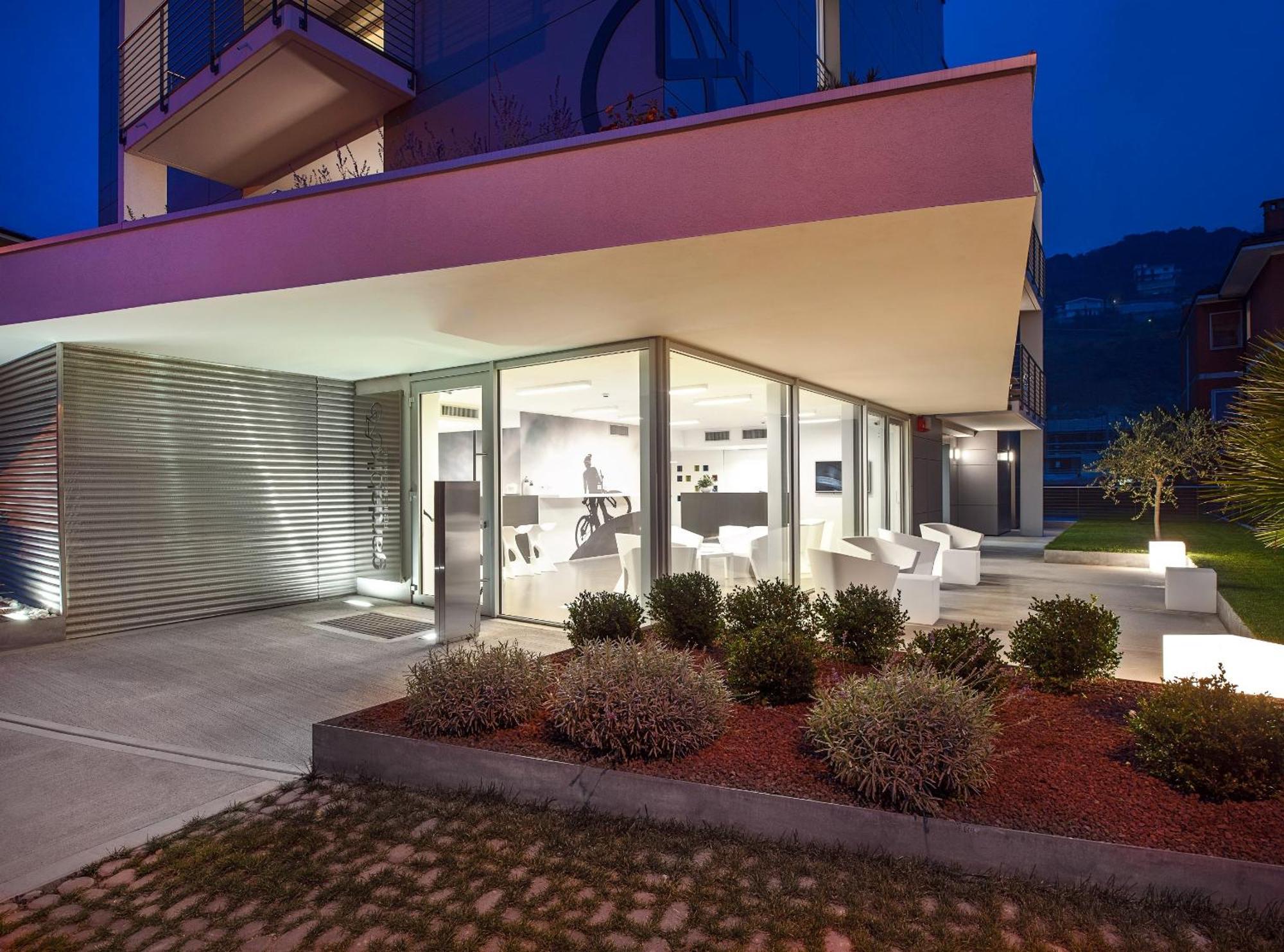 Gardabike Residence Torbole Sul Garda ภายนอก รูปภาพ