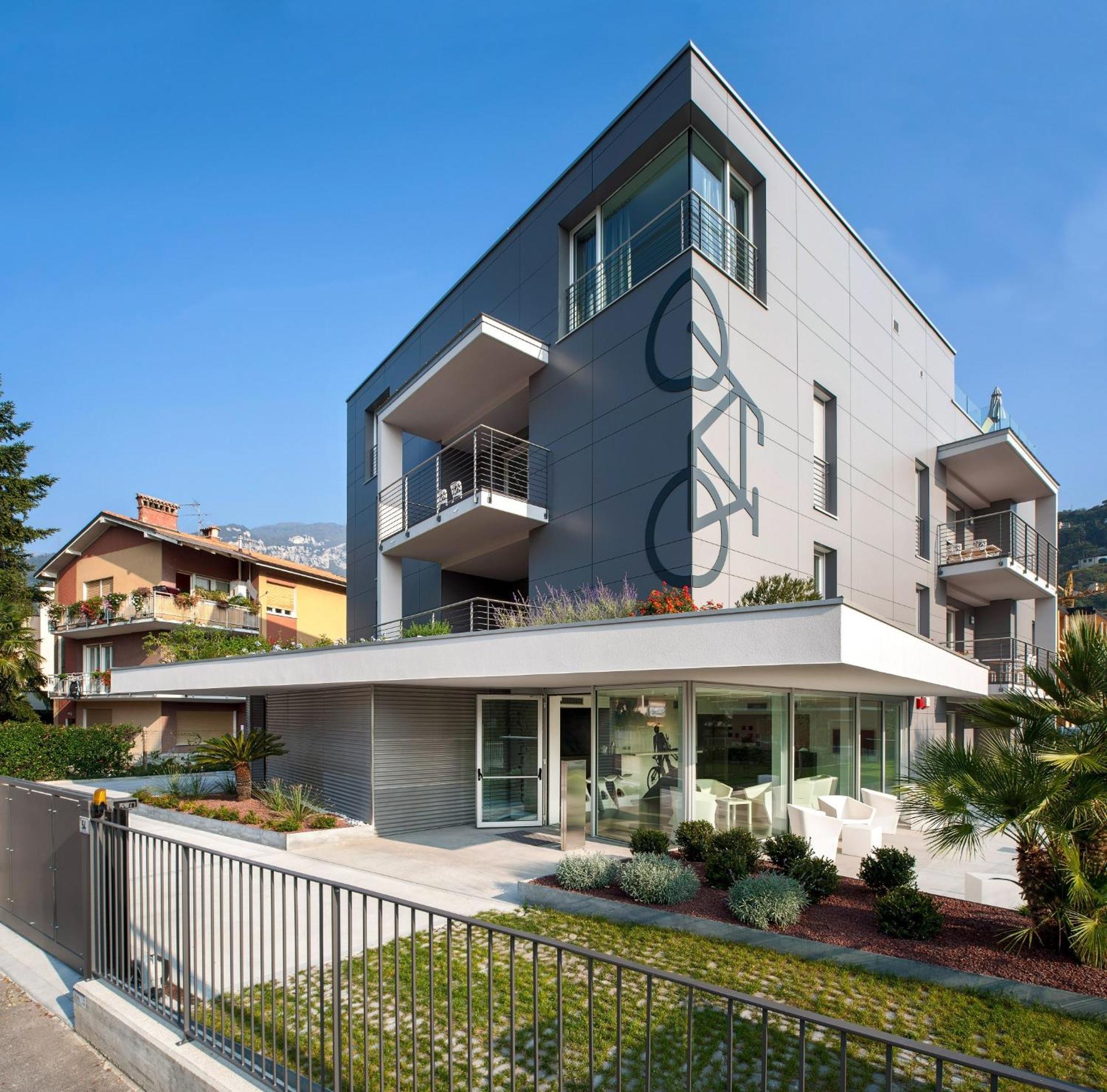 Gardabike Residence Torbole Sul Garda ภายนอก รูปภาพ