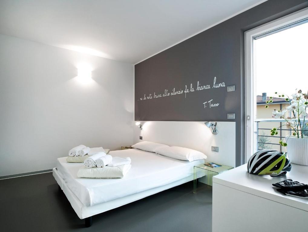 Gardabike Residence Torbole Sul Garda ห้อง รูปภาพ